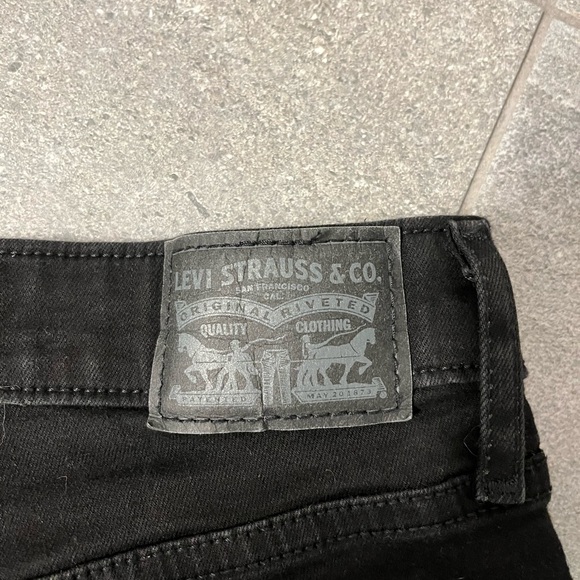 Levi’s Bootcut Jeans - Picture 3 of 5